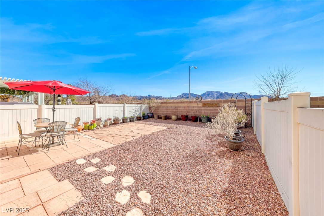 1631 Lefty Garcia Way, Henderson, Nevada image 35