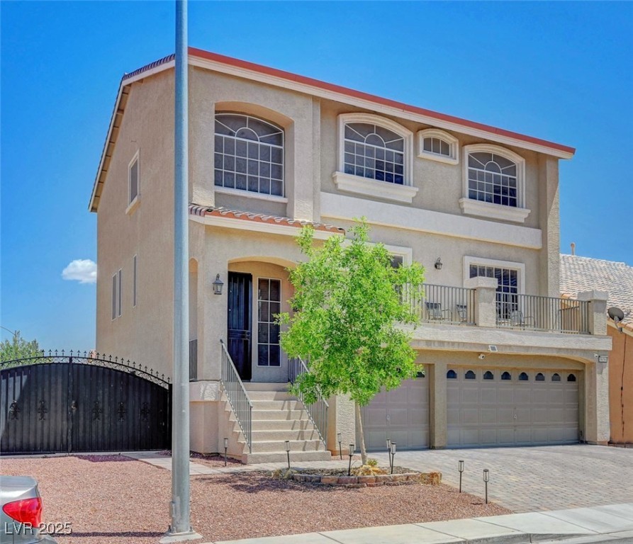 9656 Paraiso Springs Street