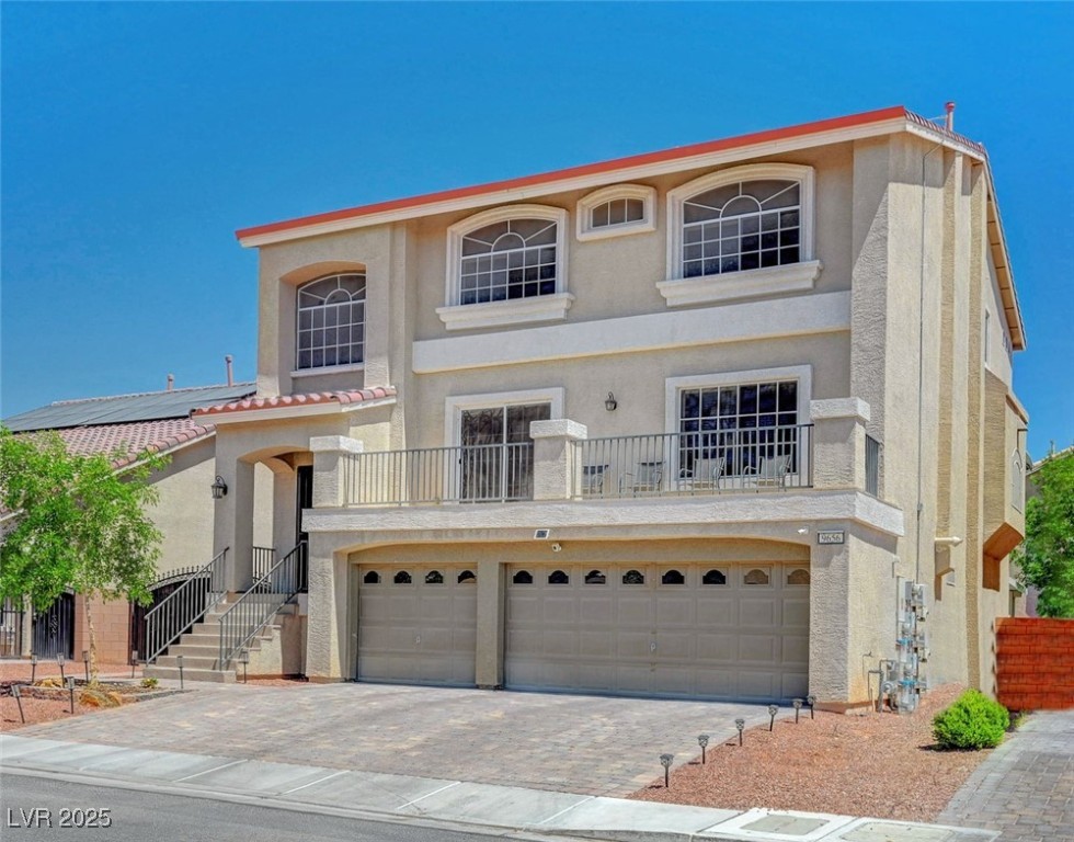 9656 Paraiso Springs Street