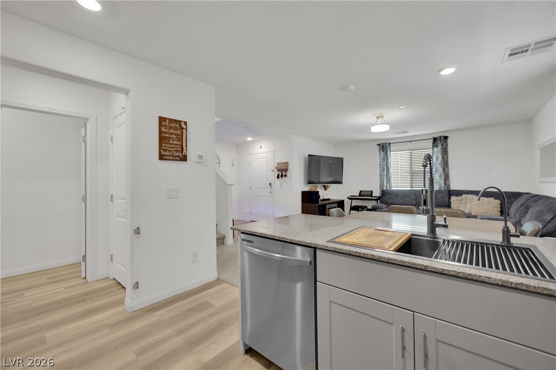 2844 Mariner Turquoise Lane 1