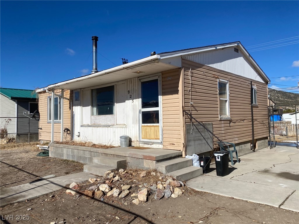 925 Avenue D, Ely, Nevada image 1