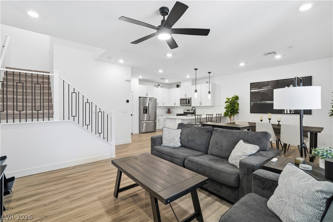 3575 Sorridere Lane