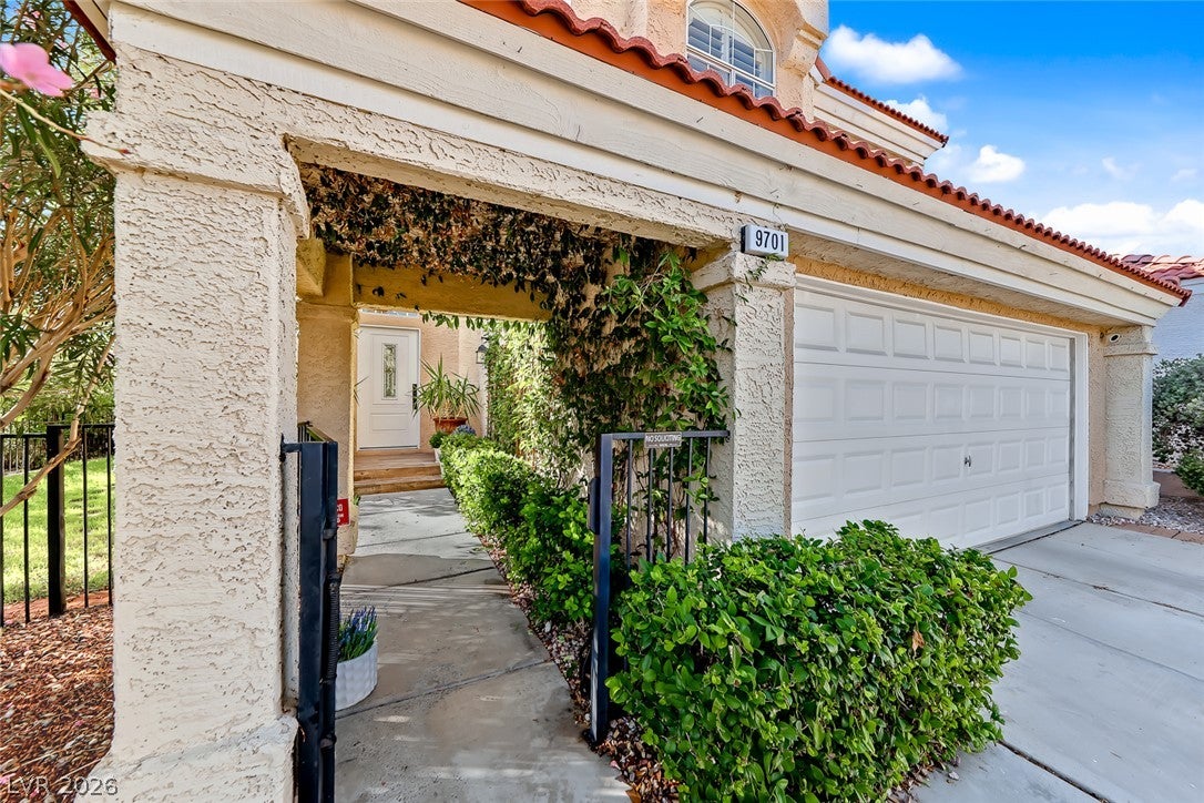 9701 Sierra Mesa Avenue