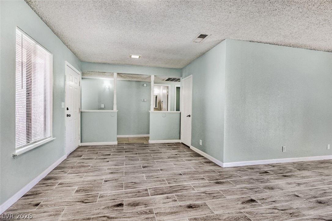 4817 Chantilly Avenue