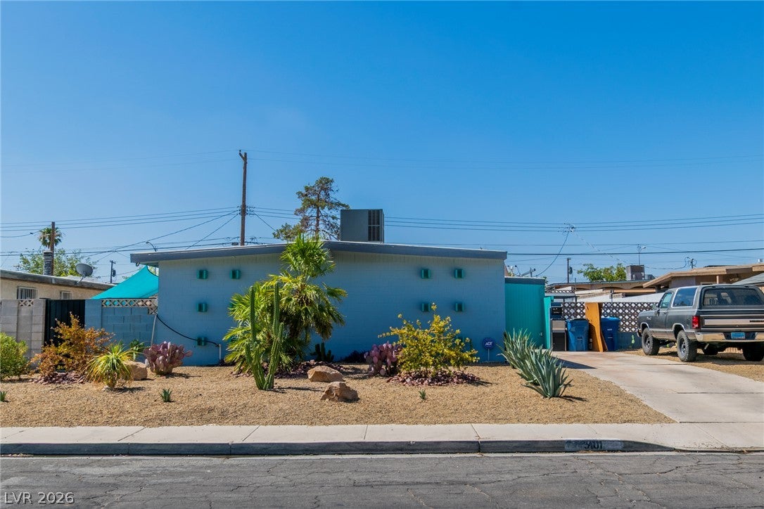 5101 Sun Valley Drive
