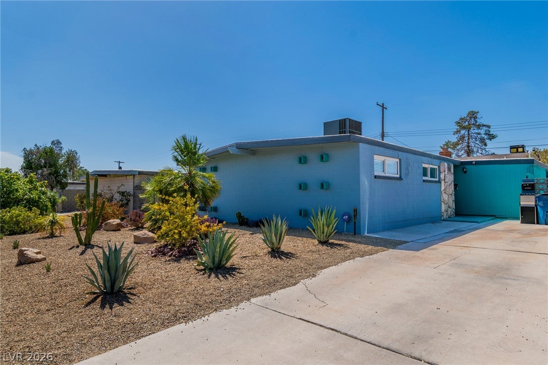 5101 Sun Valley Drive