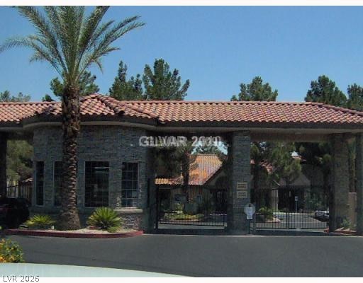 2200 S Fort Apache Road 2175