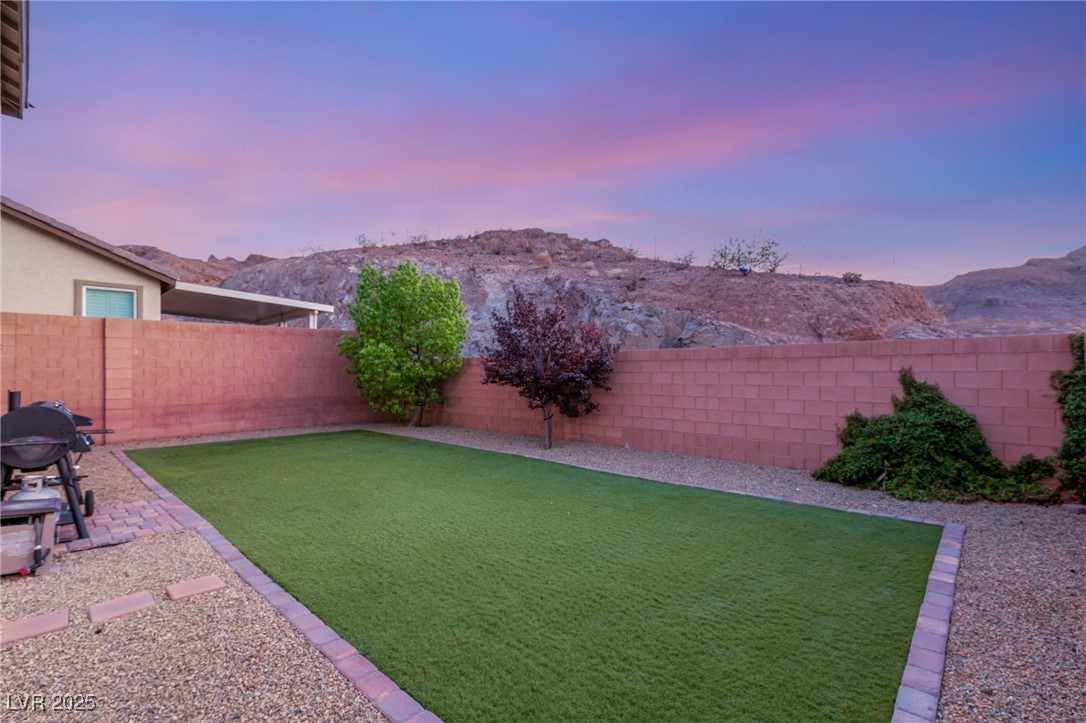Properties 3 1051 Upper Springs Street