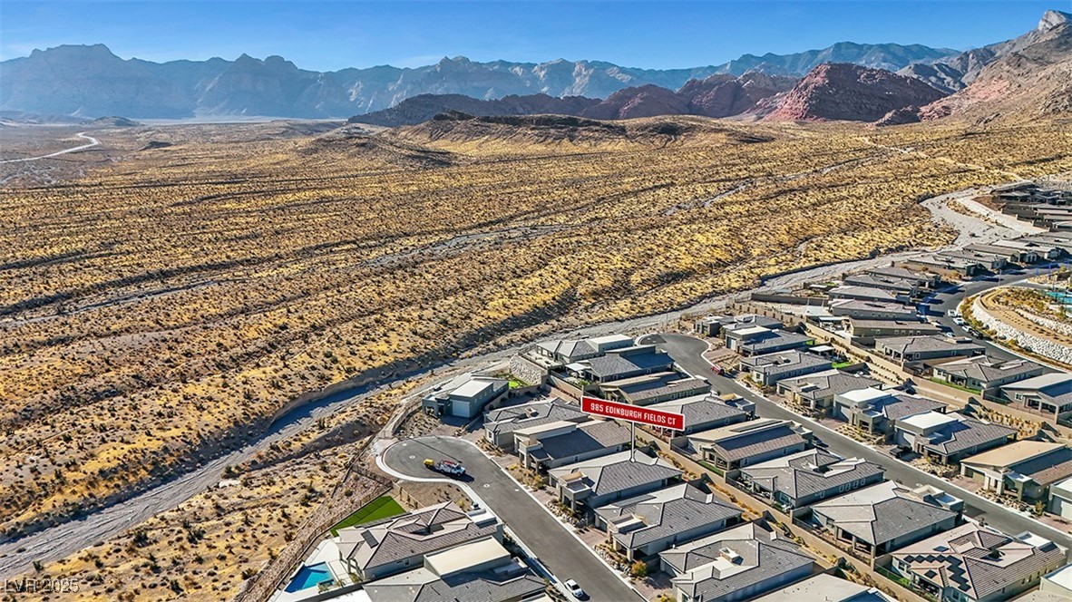 Las Vegas, Nevada 89138, United States, 3 Bedrooms Bedrooms, ,2 BathroomsBathrooms,Residential,Pending,16738