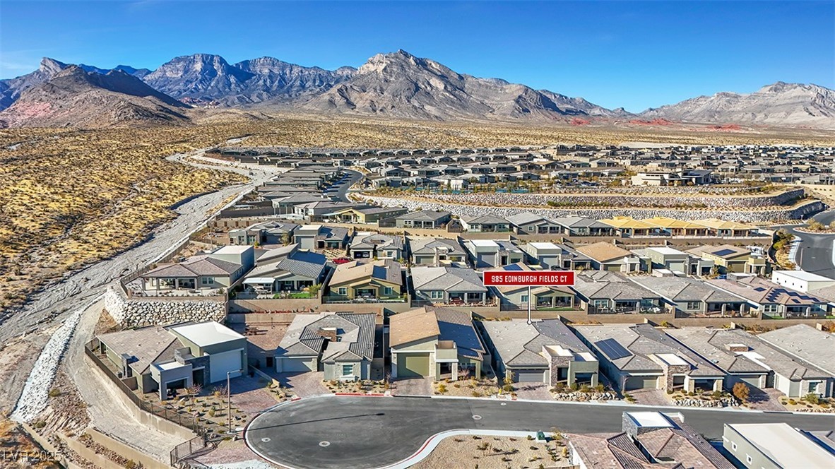 Las Vegas, Nevada 89138, United States, 3 Bedrooms Bedrooms, ,2 BathroomsBathrooms,Residential,Pending,16738