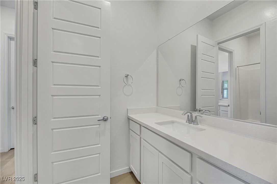 Las Vegas, Nevada 89138, United States, 3 Bedrooms Bedrooms, ,2 BathroomsBathrooms,Residential,Pending,16738