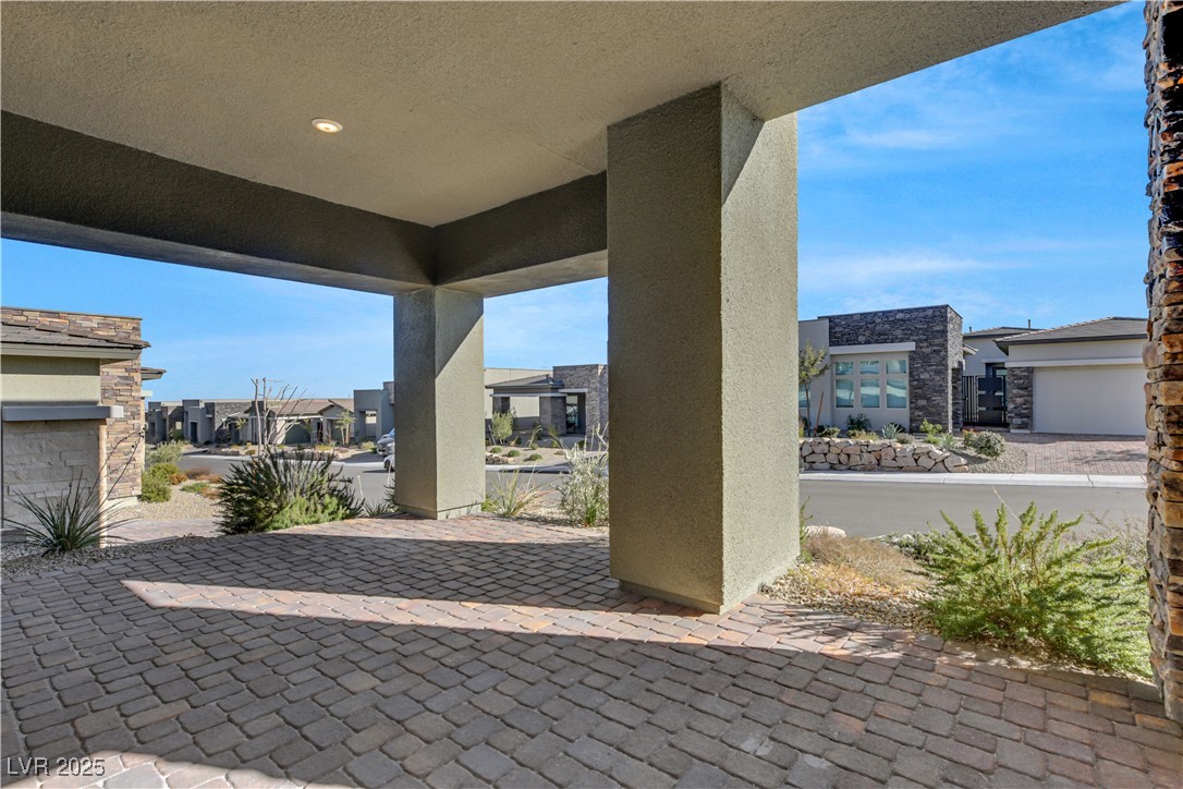 Las Vegas, Nevada 89138, United States, 3 Bedrooms Bedrooms, ,2 BathroomsBathrooms,Residential,Pending,16738