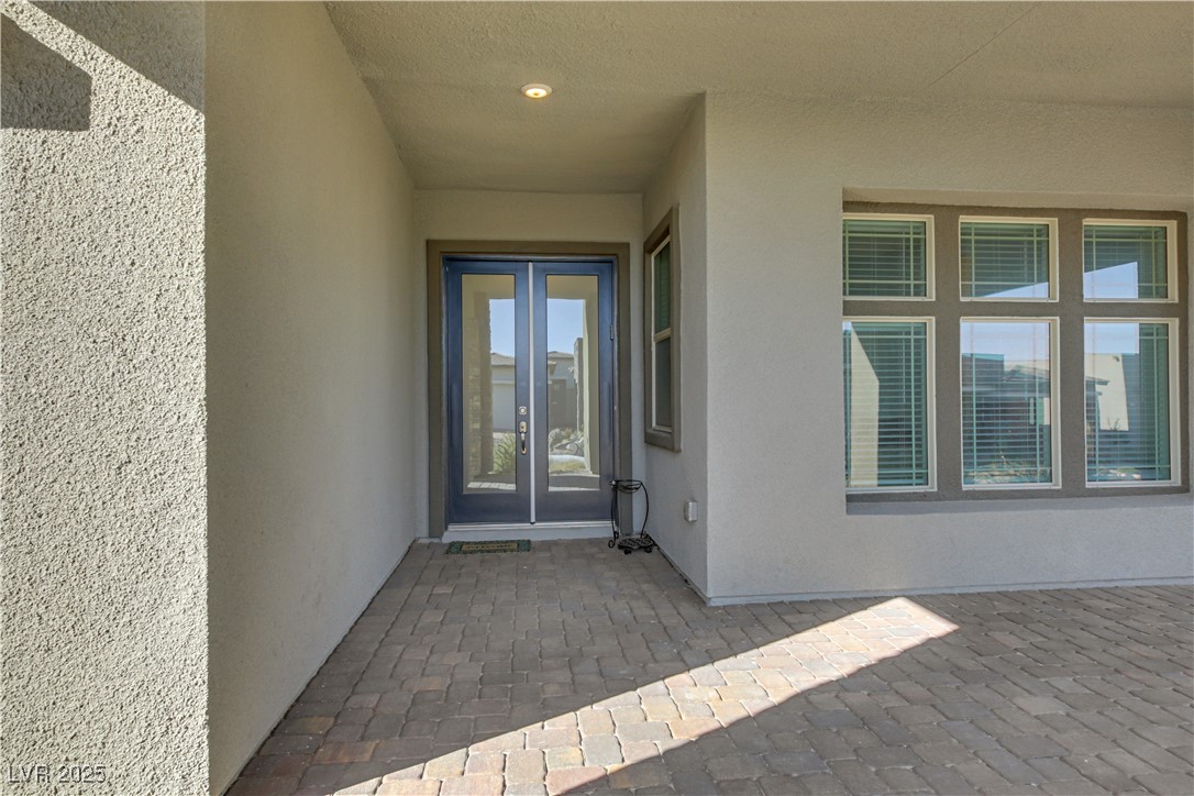 Las Vegas, Nevada 89138, United States, 3 Bedrooms Bedrooms, ,2 BathroomsBathrooms,Residential,Pending,16738