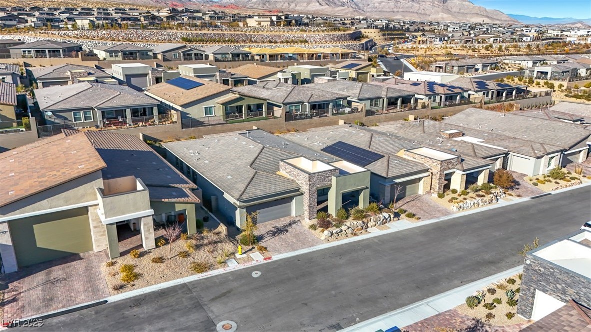 Las Vegas, Nevada 89138, United States, 3 Bedrooms Bedrooms, ,2 BathroomsBathrooms,Residential,Pending,16738