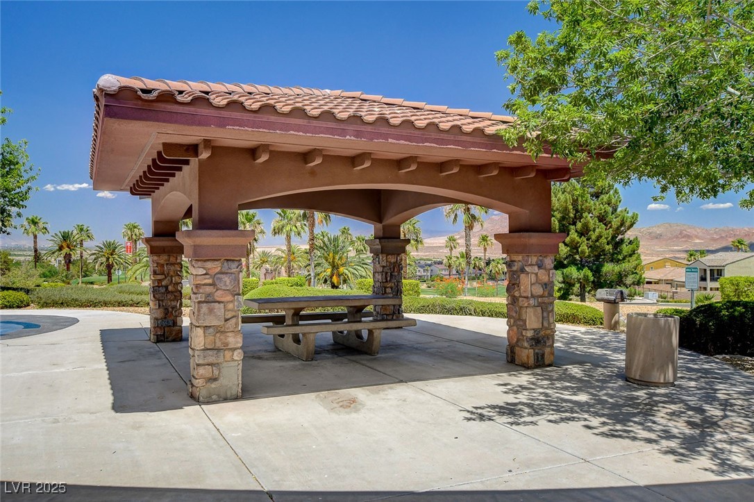 519 Via Garofano Avenue, Henderson, Nevada image 38