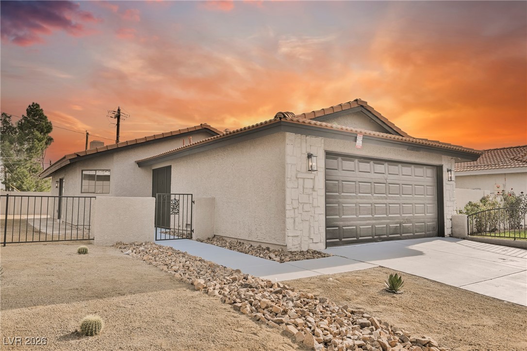 1732 Yellow Rose Street