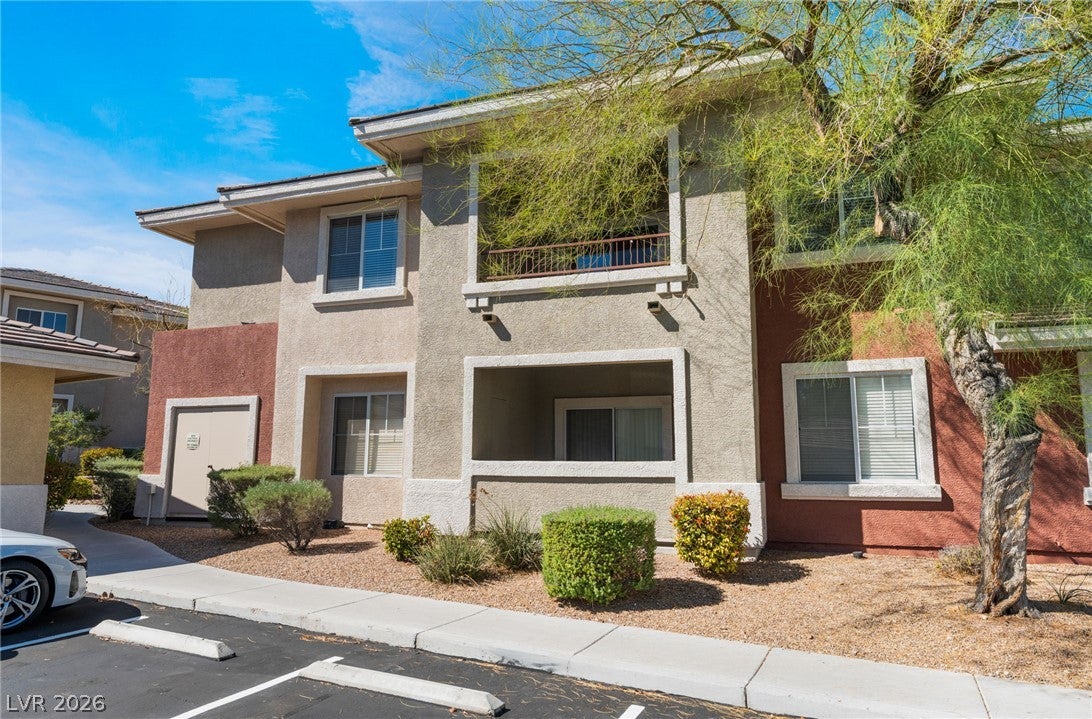 909 Domnus Lane 203