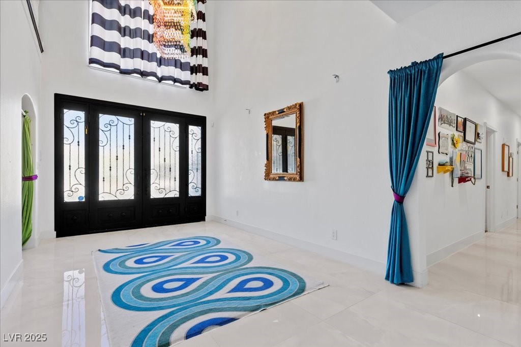 Las Vegas, Nevada 89117, United States, 4 Bedrooms Bedrooms, ,4 BathroomsBathrooms,Residential,Active,251543