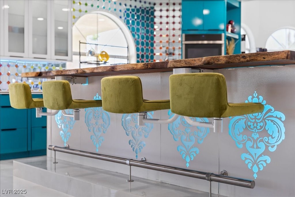 2110 Americas Cup Circle