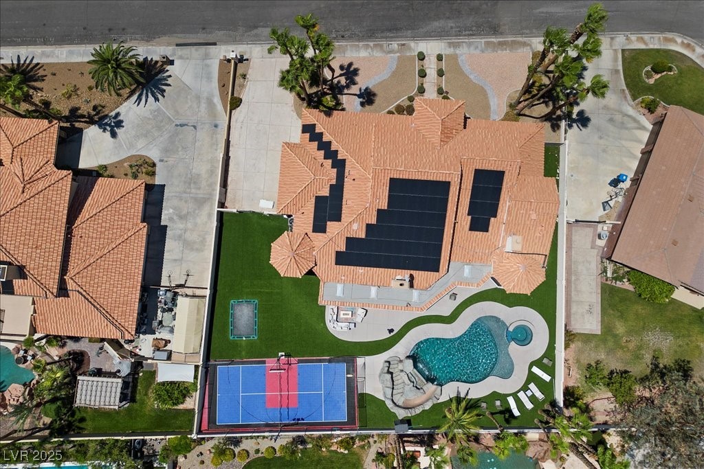 Las Vegas, Nevada 89117, United States, 4 Bedrooms Bedrooms, ,4 BathroomsBathrooms,Residential,Active,251543