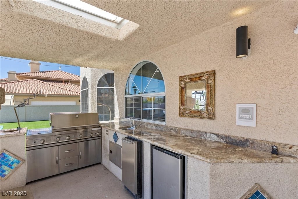 Las Vegas, Nevada 89117, United States, 4 Bedrooms Bedrooms, ,4 BathroomsBathrooms,Residential,Active,251543