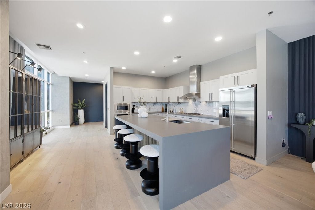 4575 Dean Martin Drive 307