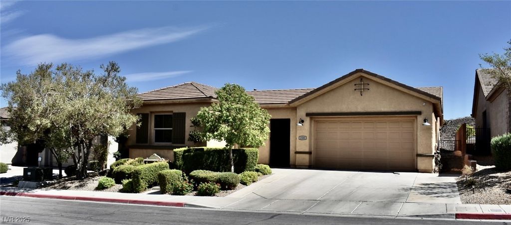 Photo of 220 Palmetto Pointe Drive, Henderson, NV 89012 (MLS # 2743514)