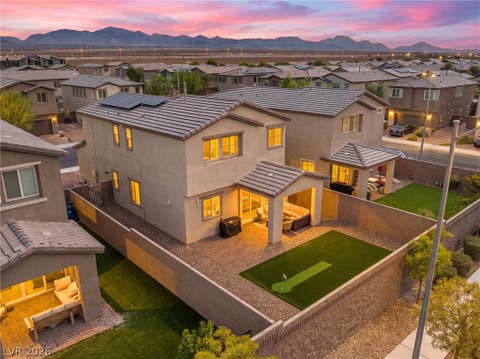 Homes For Sale - 2915 Roaming Palmer Road<br/> North Las Vegas, NV 89086
