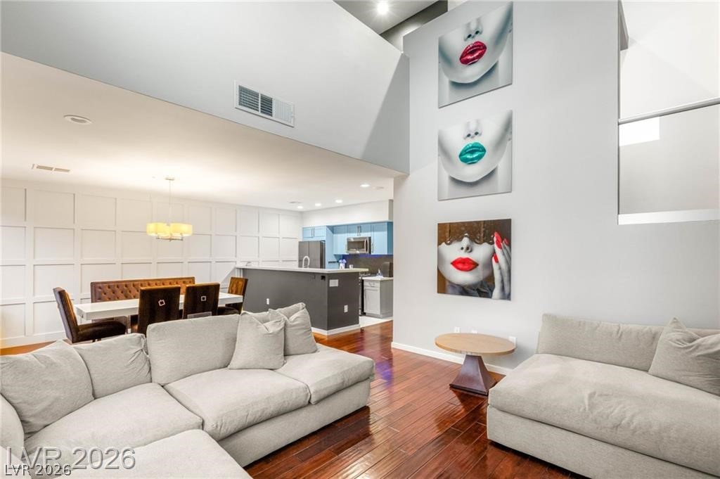 4545 Dean Martin Drive 101