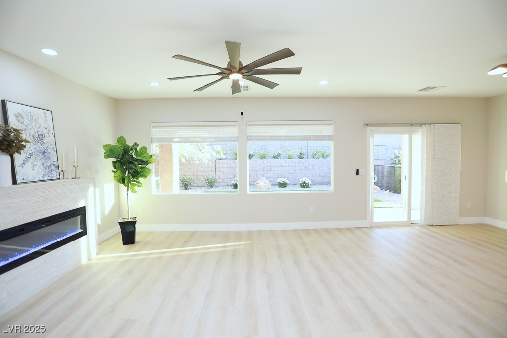 Henderson, Nevada 89044, United States, 2 Bedrooms Bedrooms, ,2 BathroomsBathrooms,Residential,Active,190443