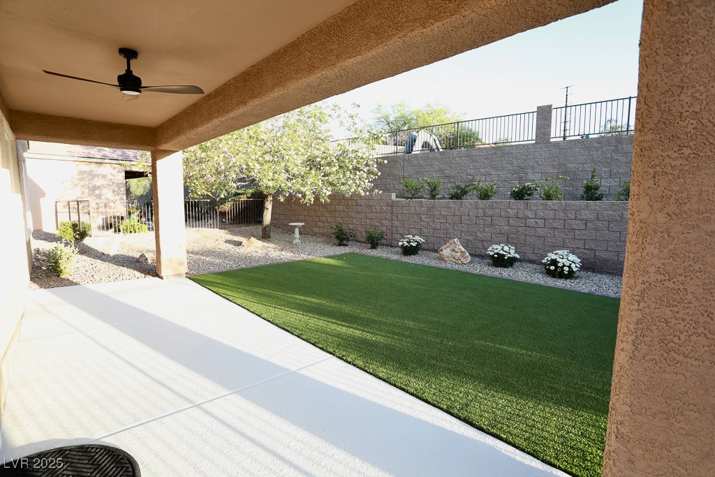 Henderson, Nevada 89044, United States, 2 Bedrooms Bedrooms, ,2 BathroomsBathrooms,Residential,Active,190443