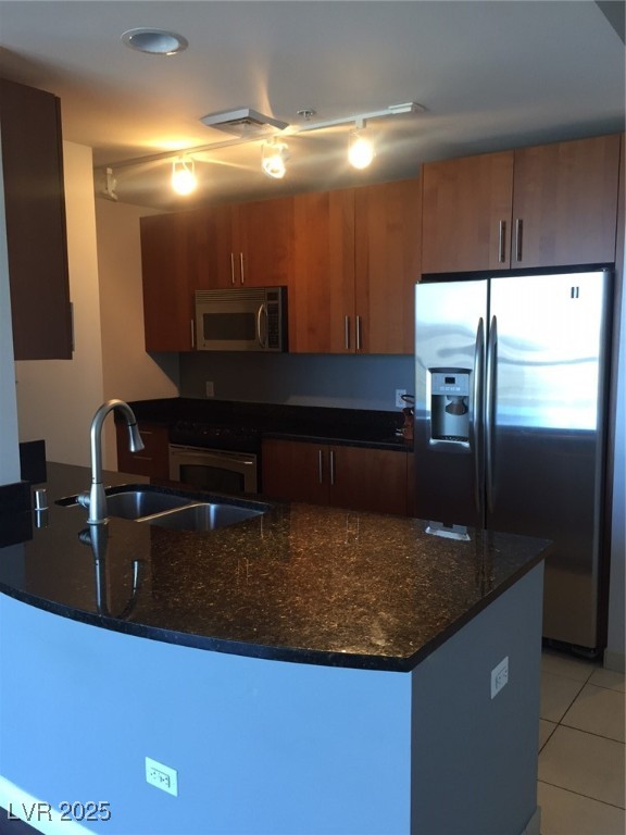 200 W SAHARA Avenue 1109
