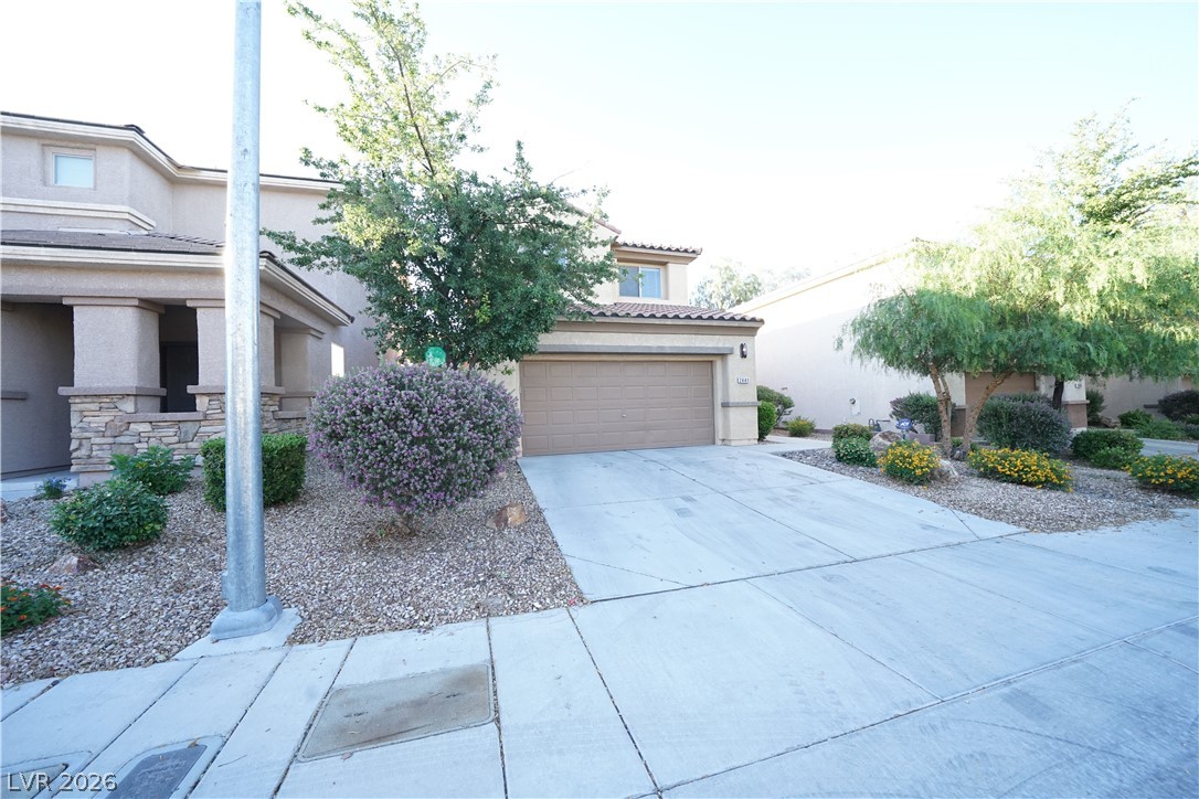 2441 Rue Bienville Way
