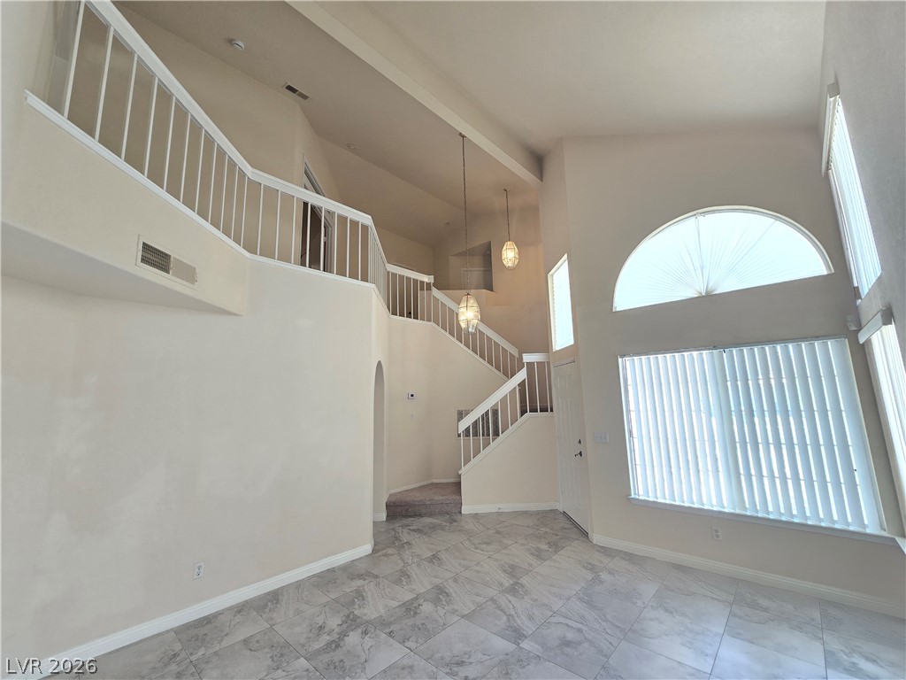 2413 Rice Flower Circle