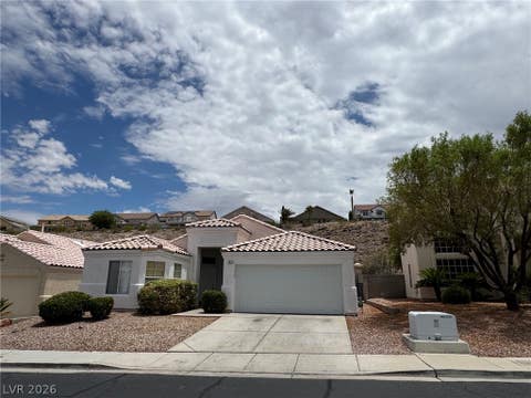 Photo of 1574 Autum Hill, Henderson, NV 89052 (MLS # 2794877)