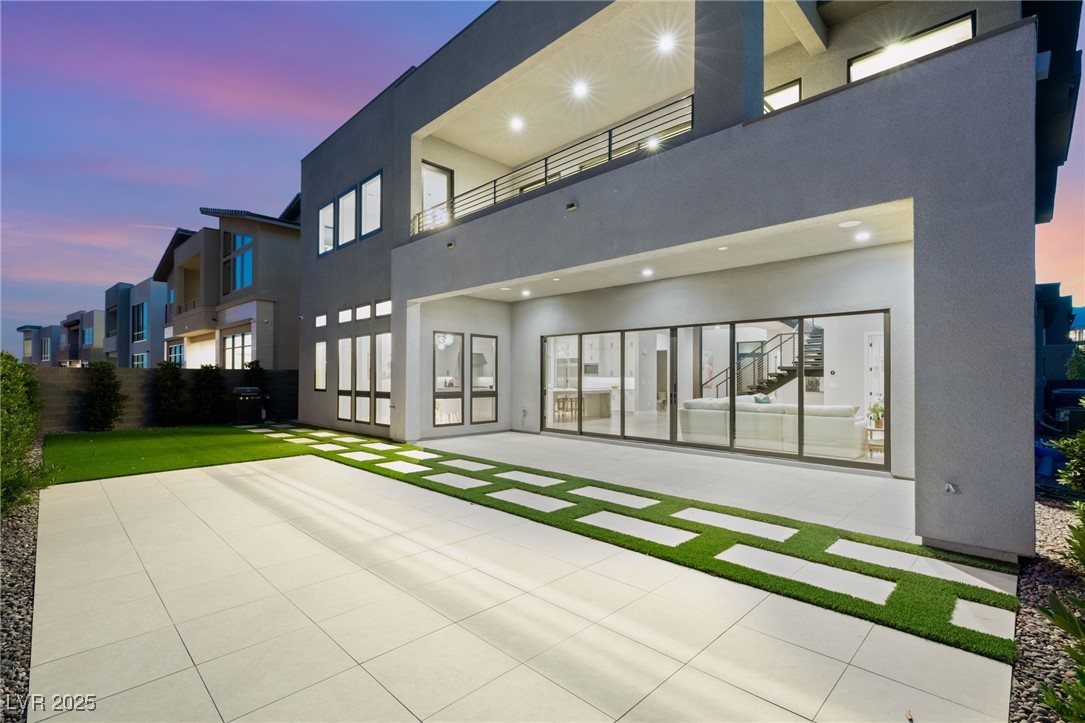 4822 Shady Ridge Drive