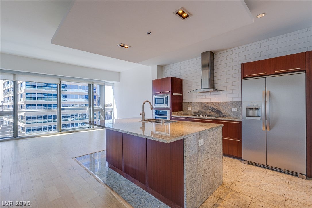 4471 Dean Martin Drive 805