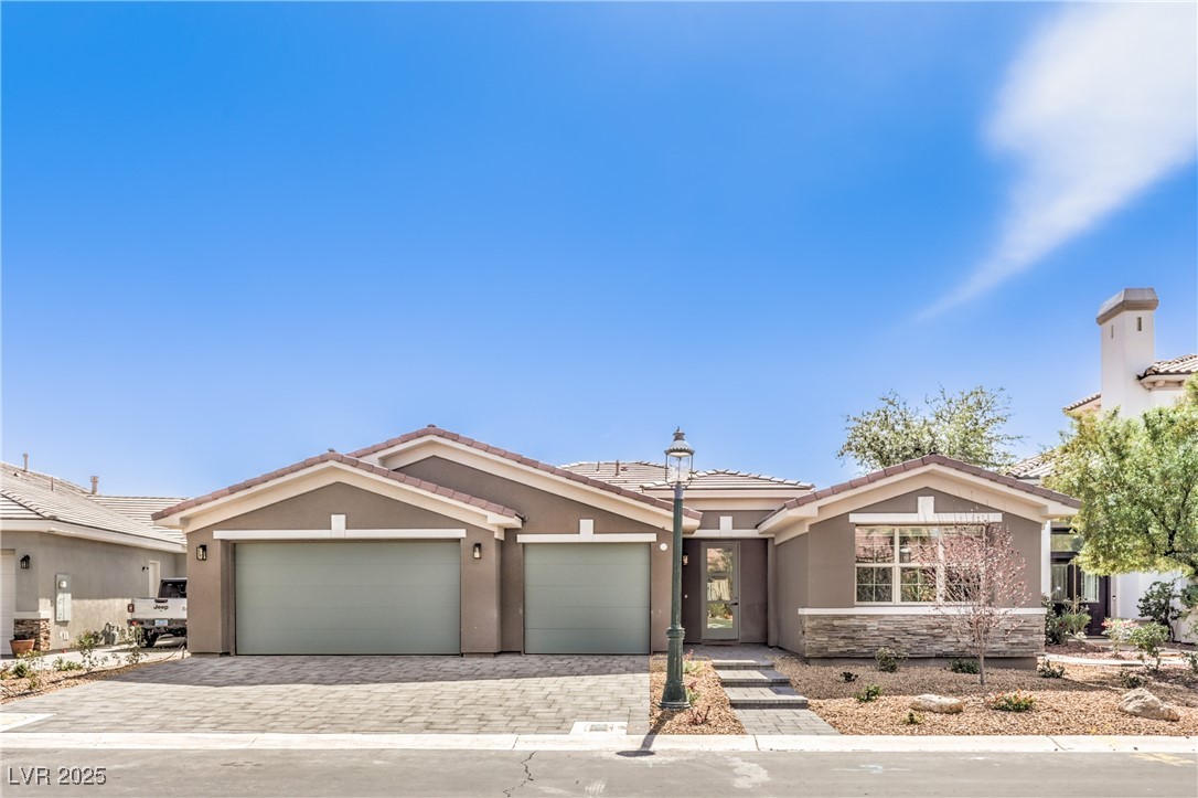 8316 Broad Peak Drive, Las Vegas, Nevada image 1