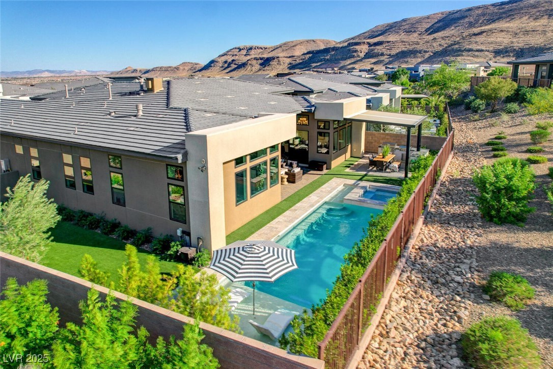 5155 Rock Daisy Drive