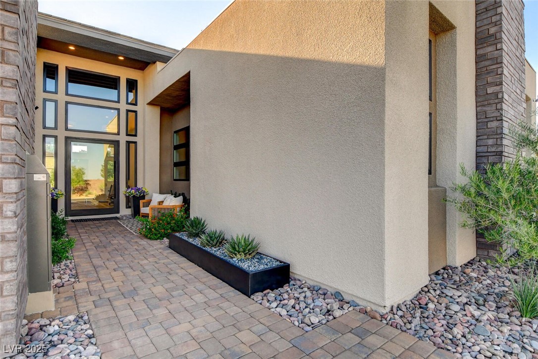 5155 Rock Daisy Drive