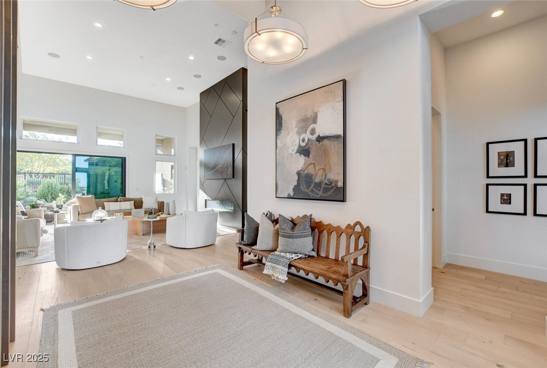 5155 Rock Daisy Drive