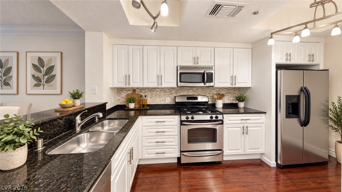 230 E Flamingo Road 133