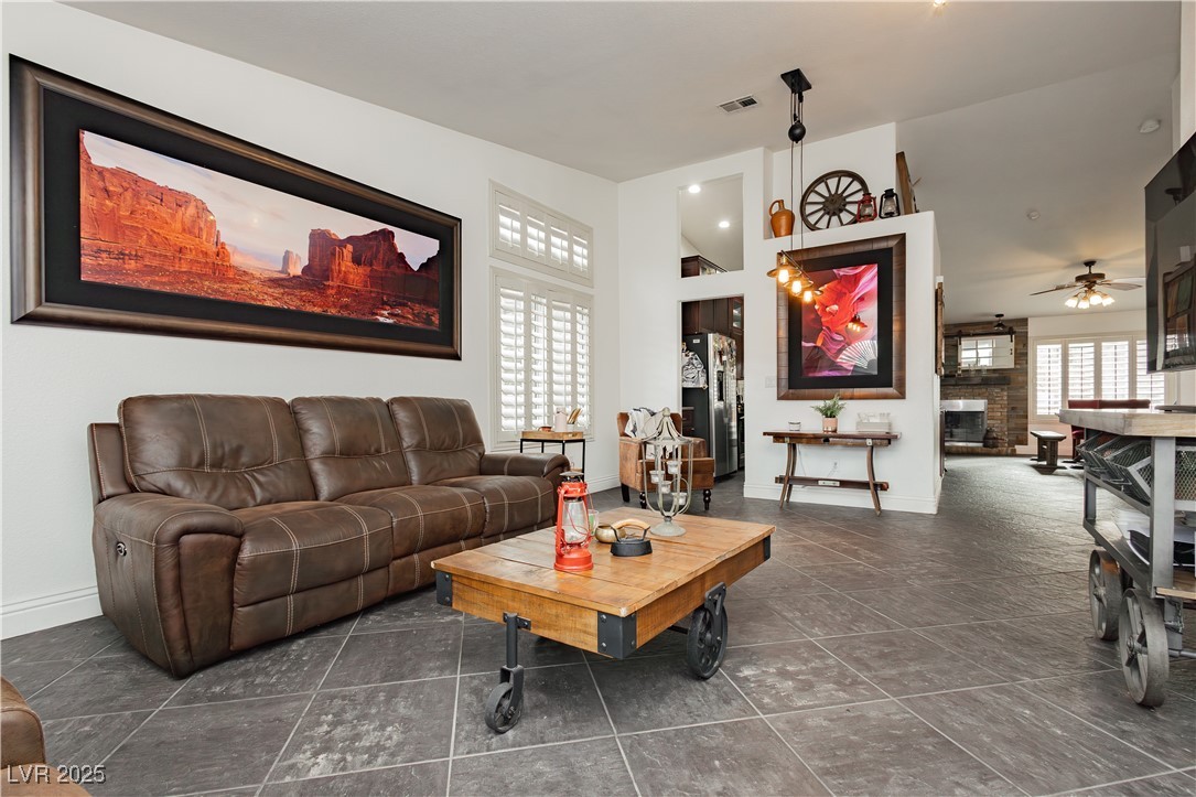 1709 Golden Horizon Drive