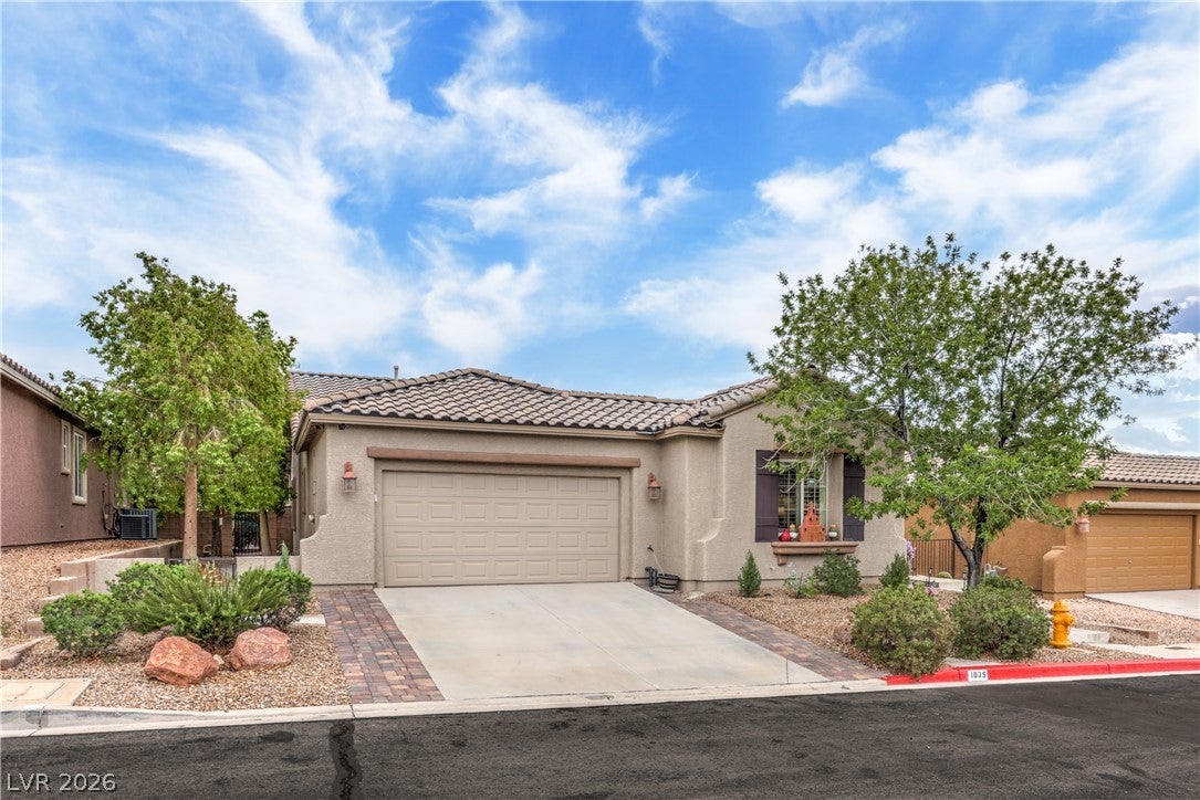 1035 New Creek Avenue