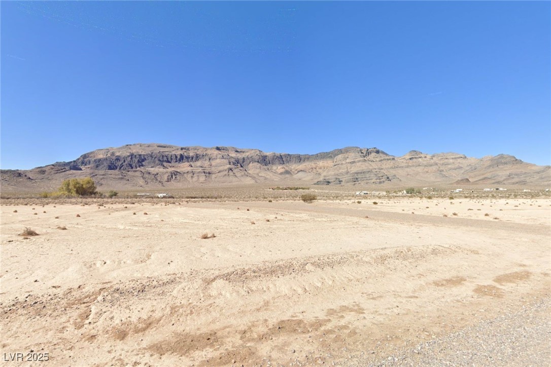 2121 W Duo Place, Pahrump, Nevada image 1