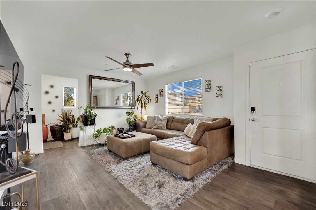 7018 Sunflower Fields Street