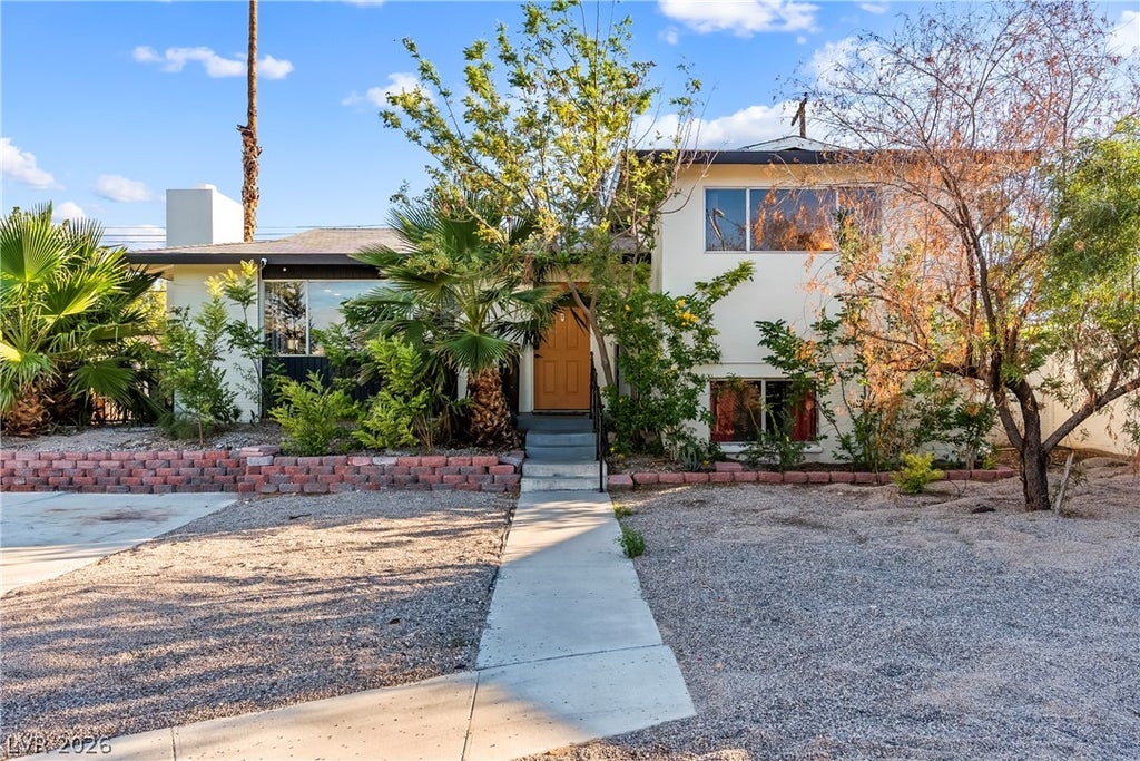 Photo of 5077 Stampa Avenue, Las Vegas, NV 89146 (MLS # 2826685)