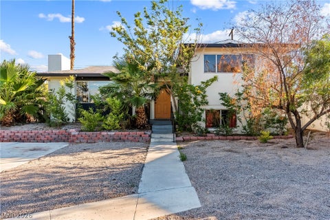 Photo of 5077 Stampa Avenue, Las Vegas, NV 89146 (MLS # 2826685)