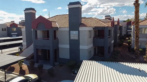 8600 W CHARLESTON BLVD APT 1068, LAS VEGAS, NV 89117 - Image 1bf09995c60f2bbae9606e0ff3efd155/3783251311
