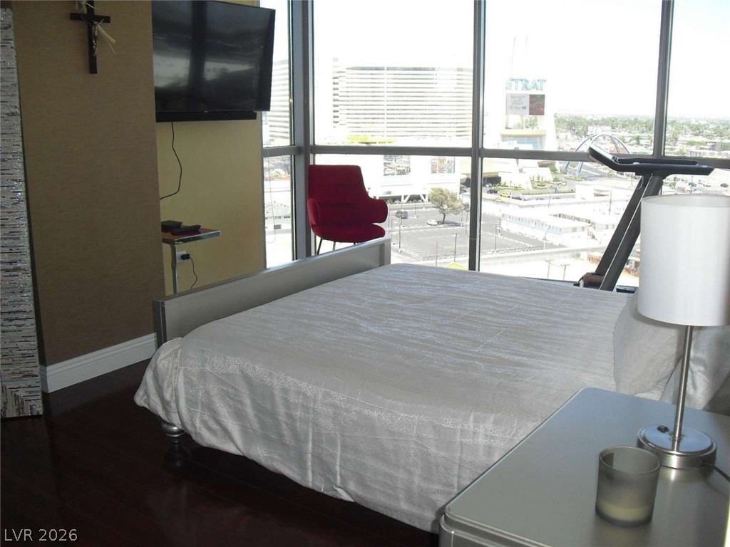 200 W Sahara Avenue 1208